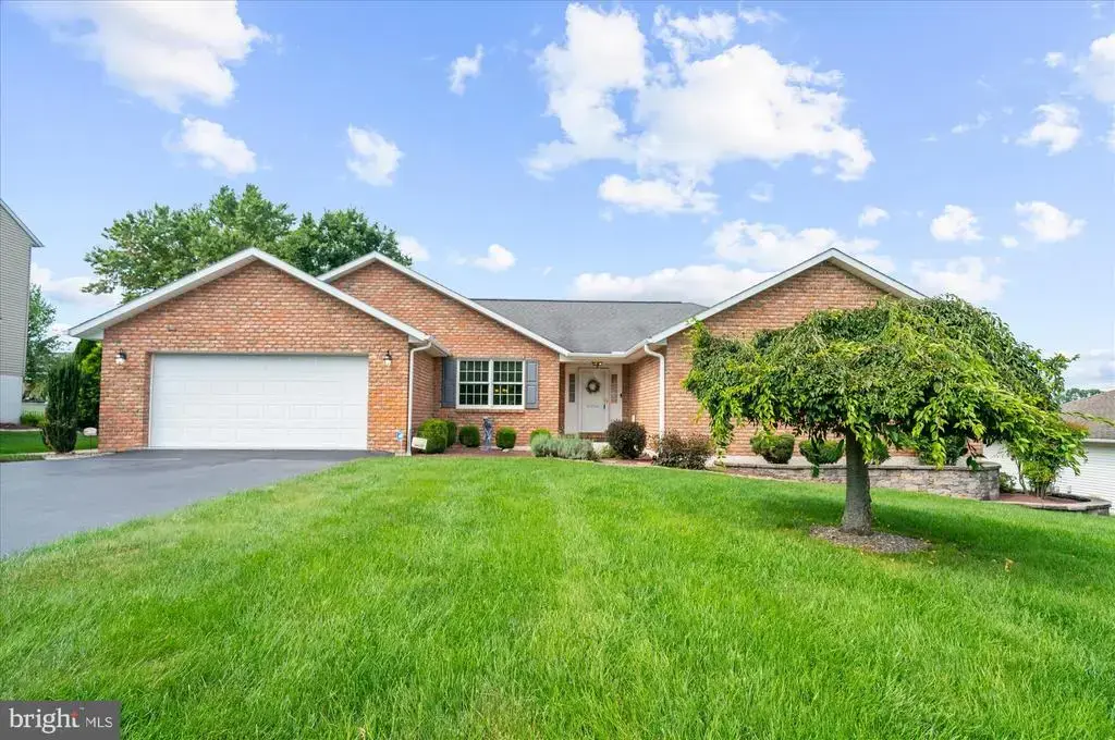 2395 Magnolia Dr, GILBERTSVILLE