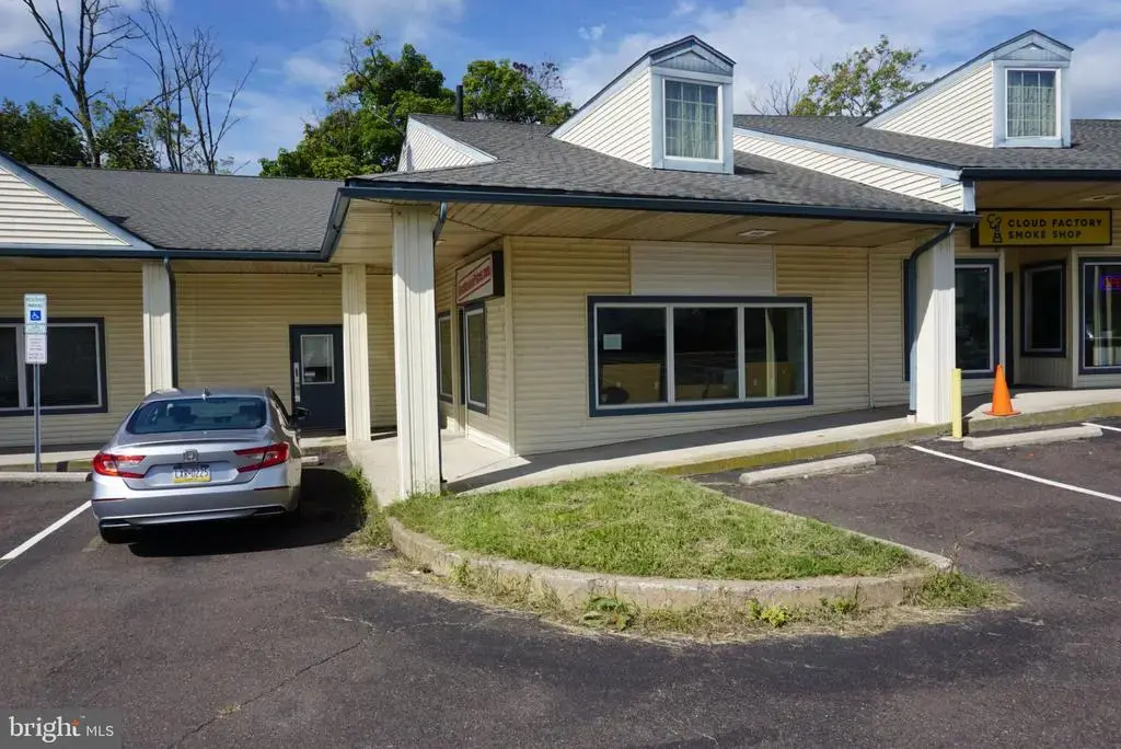 25 W Butler Ave #300, CHALFONT