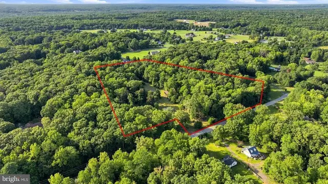 8585 Penns Hill Rd, La Plata
