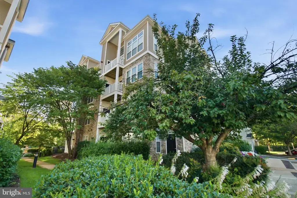 506 Sunset View Ter Se #304, LEESBURG