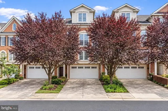 7717 Spoleto Ln, Mclean