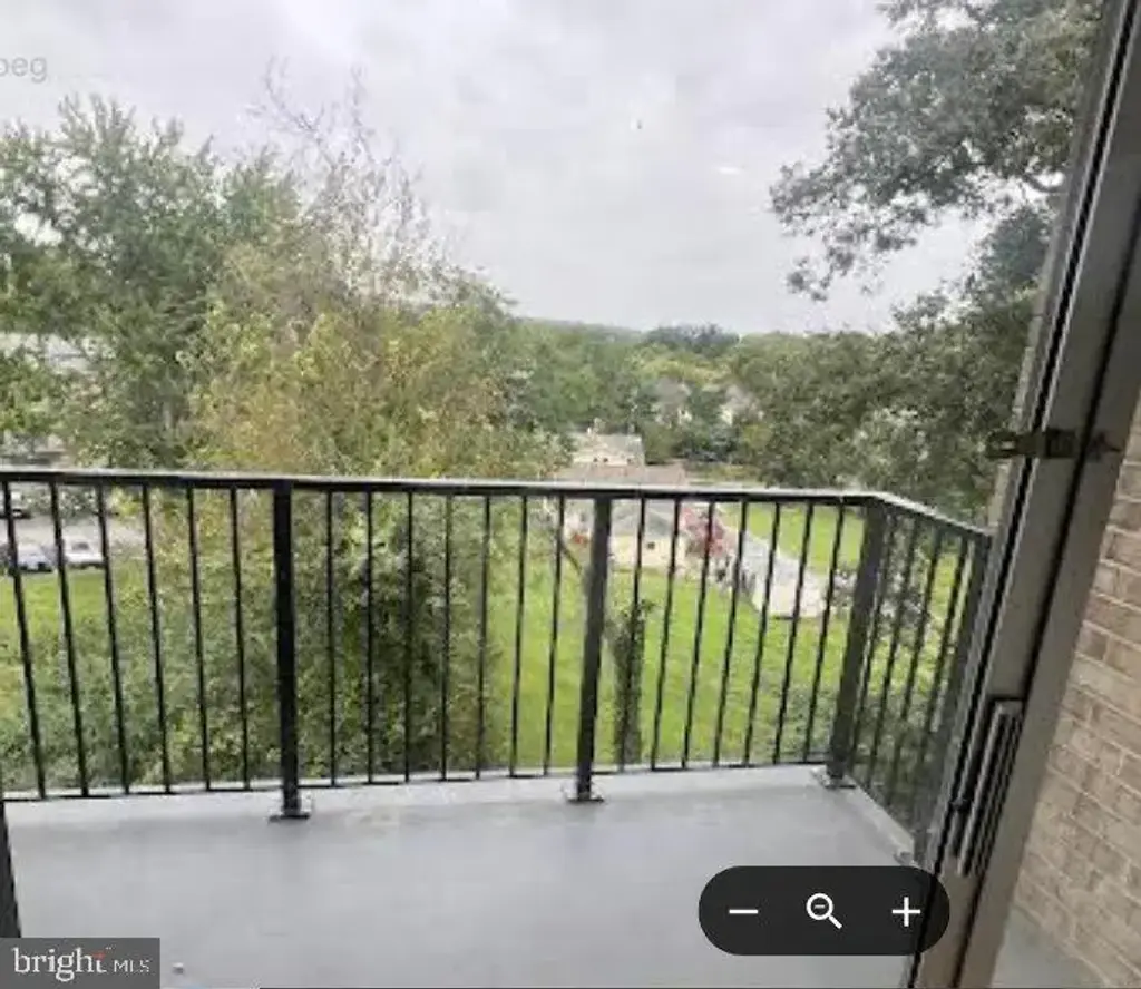 12701 Lotte Dr #303, WOODBRIDGE