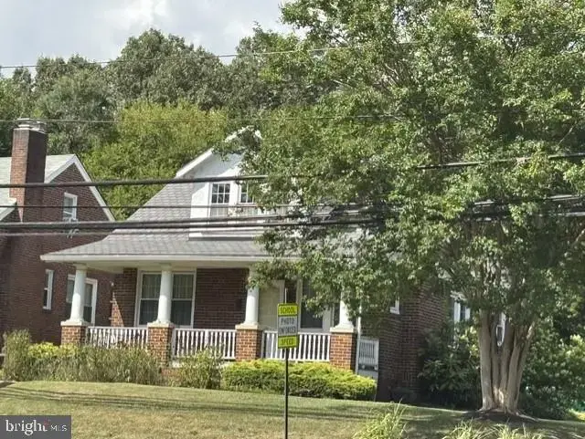 4224 East West Hwy, Hyattsville