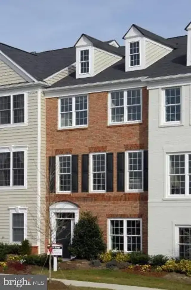 14919 Potomac Branch Dr, Woodbridge