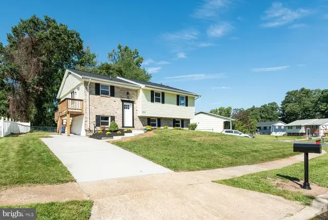 8265 Ahearn Dr, Millersville