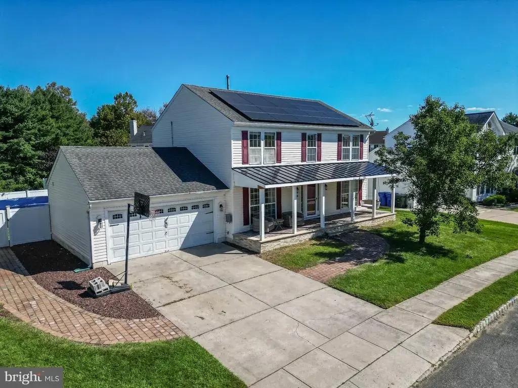 18 Canidae St, BURLINGTON