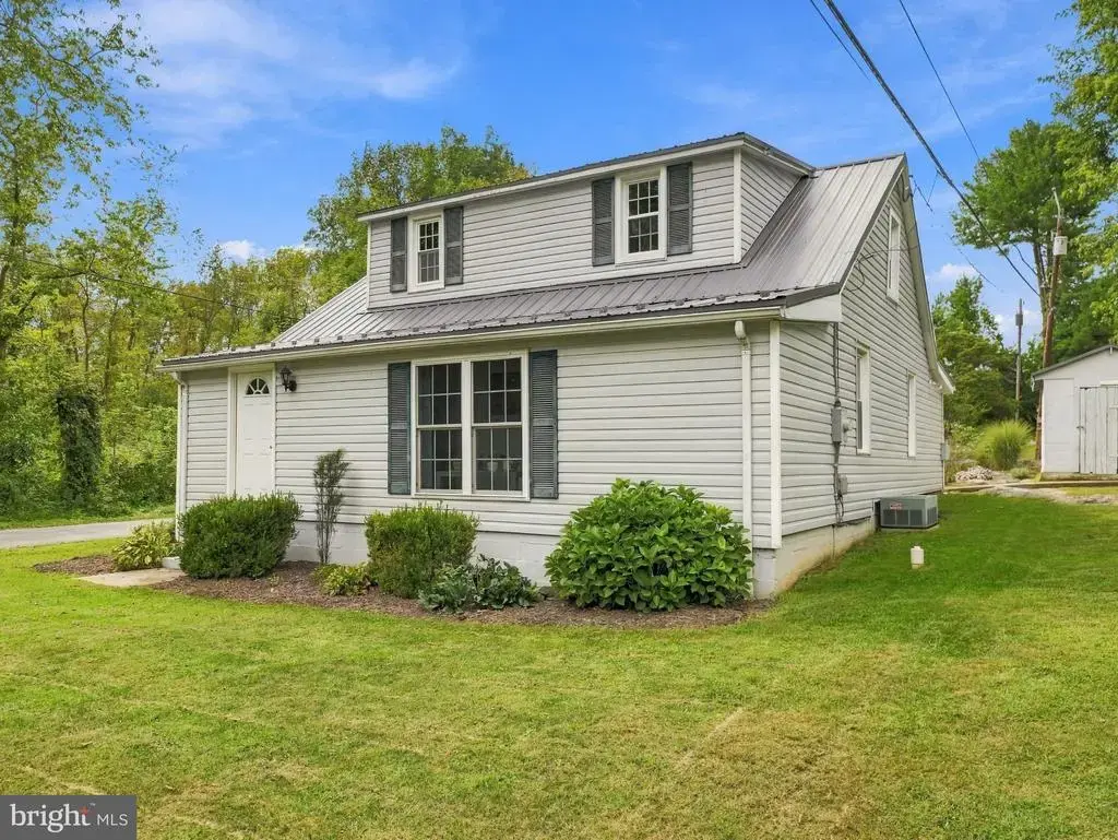 15848 Lockwood Rd, WILLIAMSPORT
