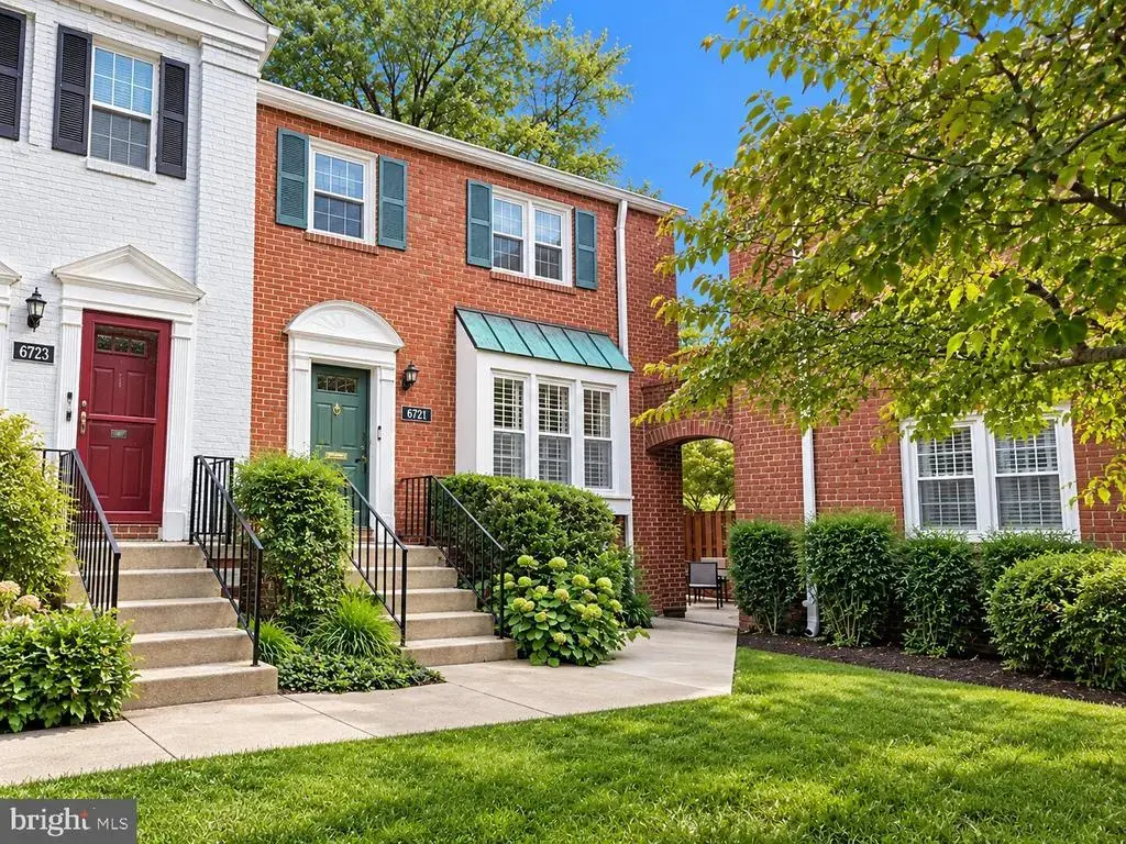 6721 Kenwood Forest Ln #45, CHEVY CHASE
