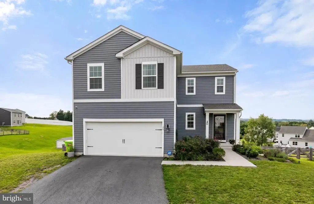 20 Skytop Ct, BERNVILLE