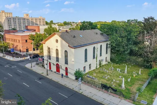 226 N Walnut St, Wilmington