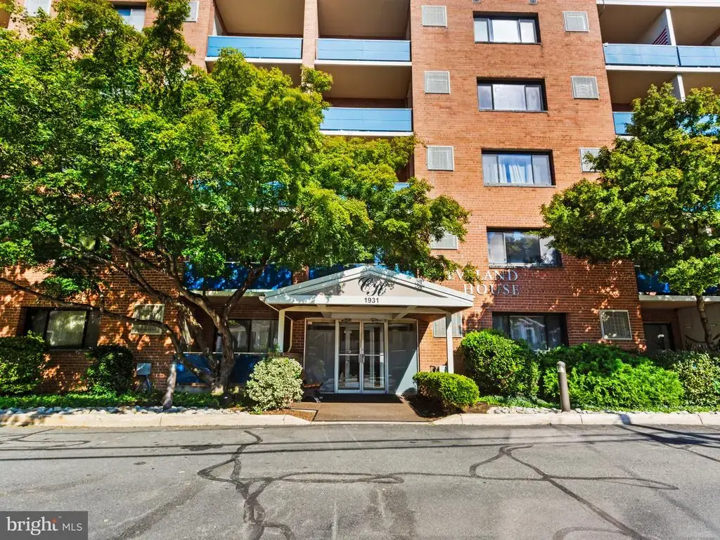 1931 N Cleveland St #210, ARLINGTON
