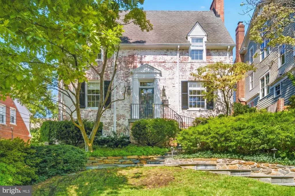 4135 Woodbine St, CHEVY CHASE