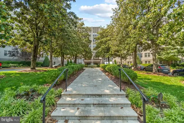 2737 Devonshire Pl Nw #26, Washington