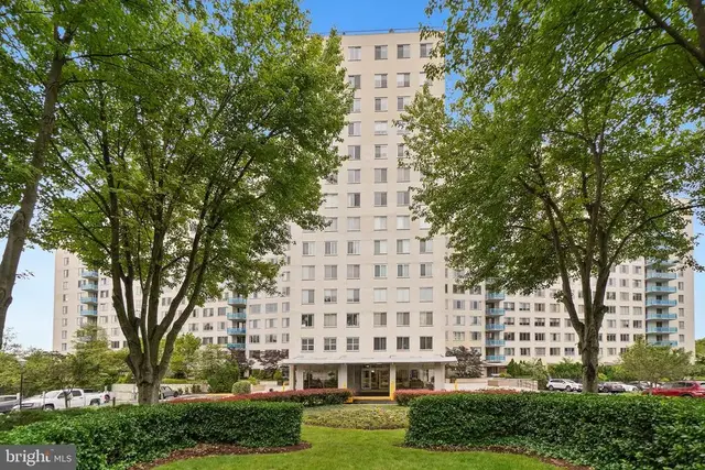 10500 Rockville Pike #304, Rockville