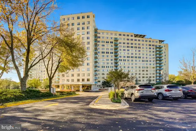 10500 Rockville Pike #304, Rockville