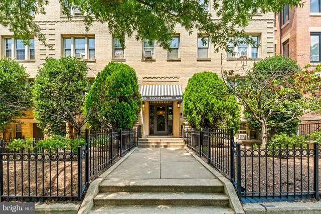 1439 Euclid St Nw #204, Washington