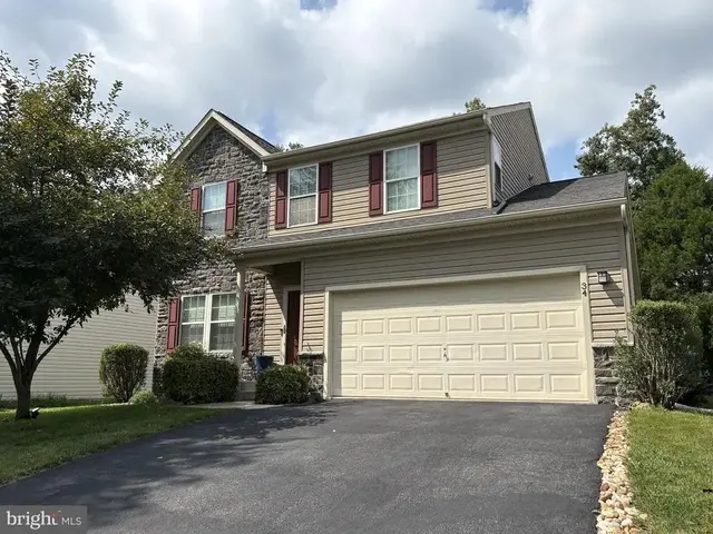 34 Augusta Loop, North East