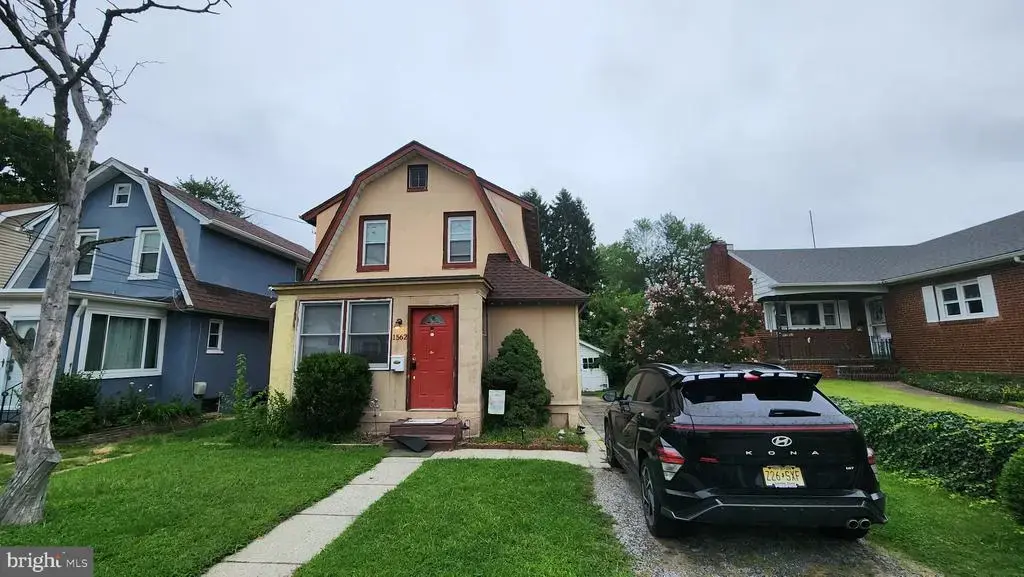 1562 48th St, PENNSAUKEN