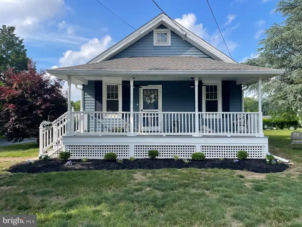 1372 E Walnut Rd, VINELAND