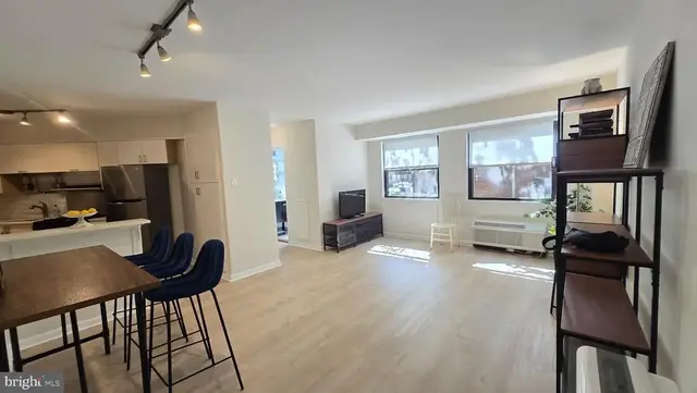 1801 Clydesdale Pl Nw #201, Washington