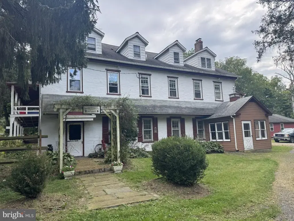 525 Creamery Rd, TELFORD