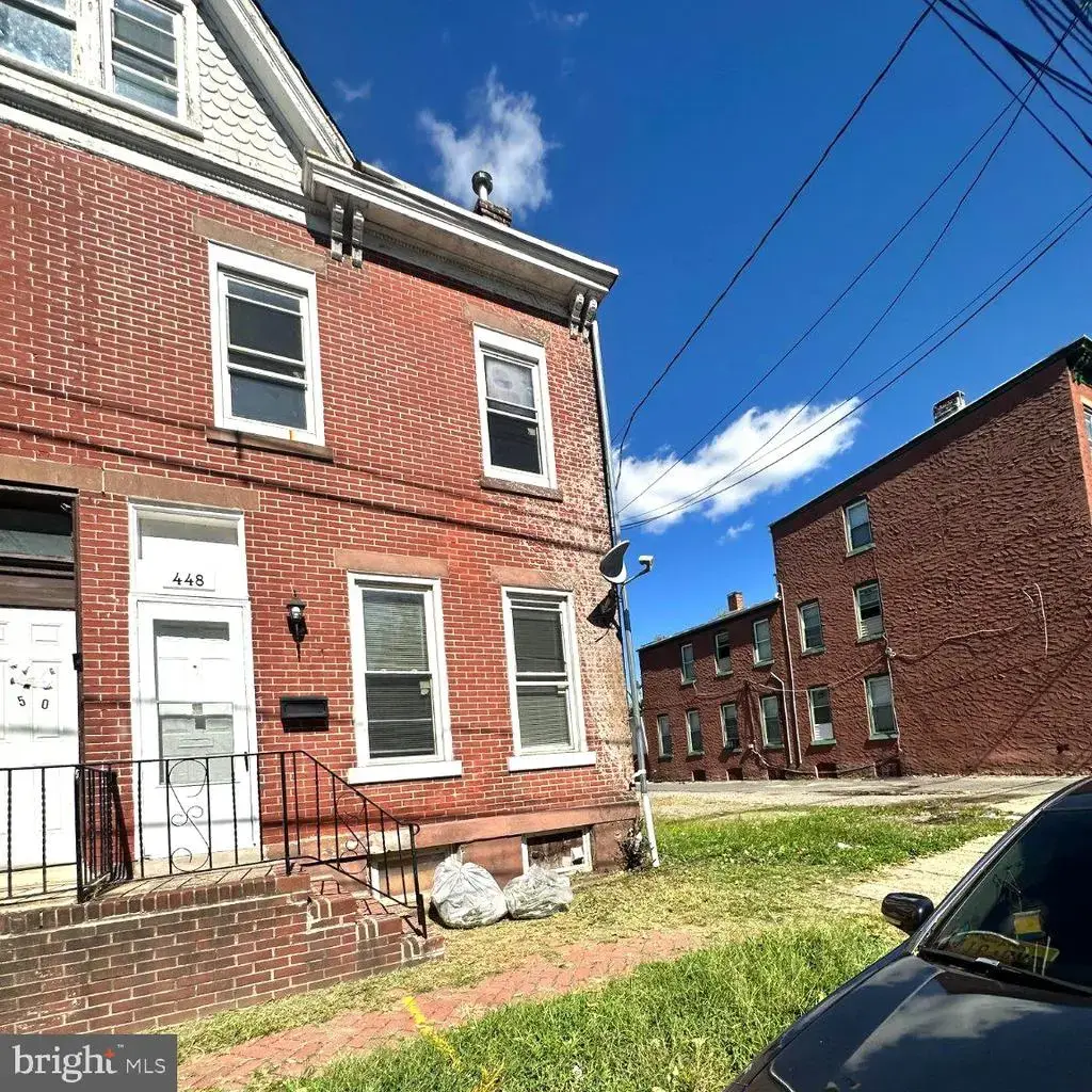 448 W Hanover St, TRENTON
