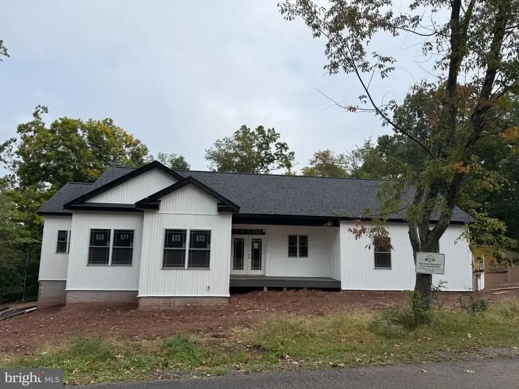 259 Grove Heights Rd, BERKELEY SPRINGS
