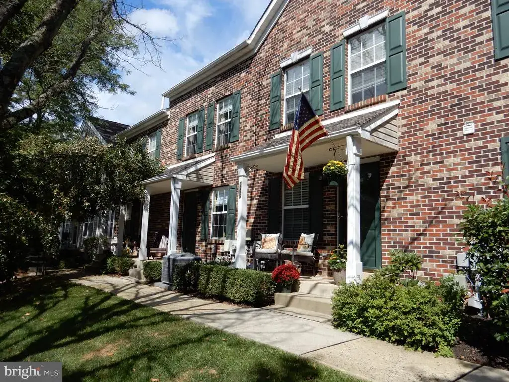 3975 Captain Molly Cir, DOYLESTOWN