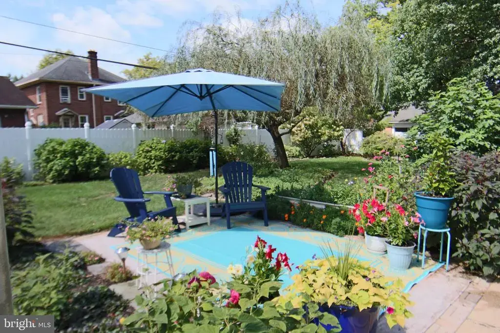 321 E Walnut St, PALMYRA
