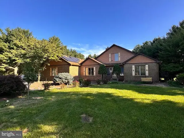 700 Bullen Dr, Middletown