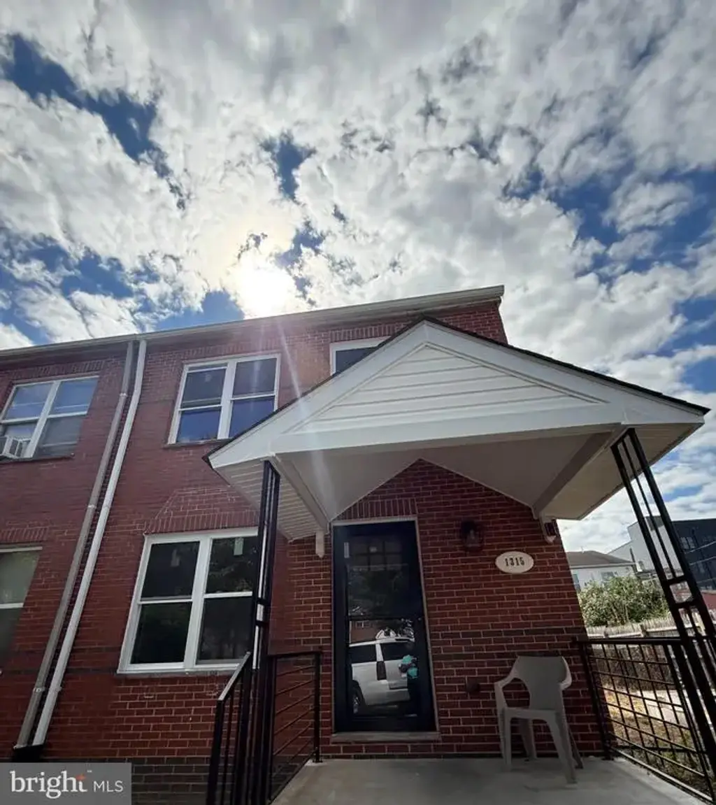 1315 Ogden Ct, PHILADELPHIA