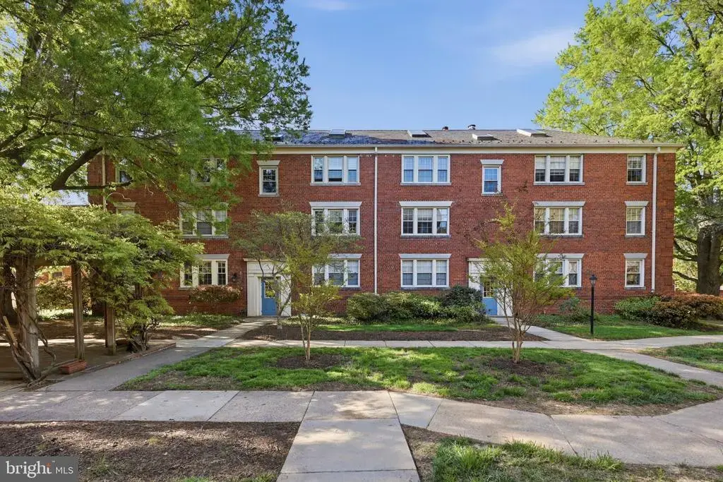 525 Bashford Ln #4, ALEXANDRIA