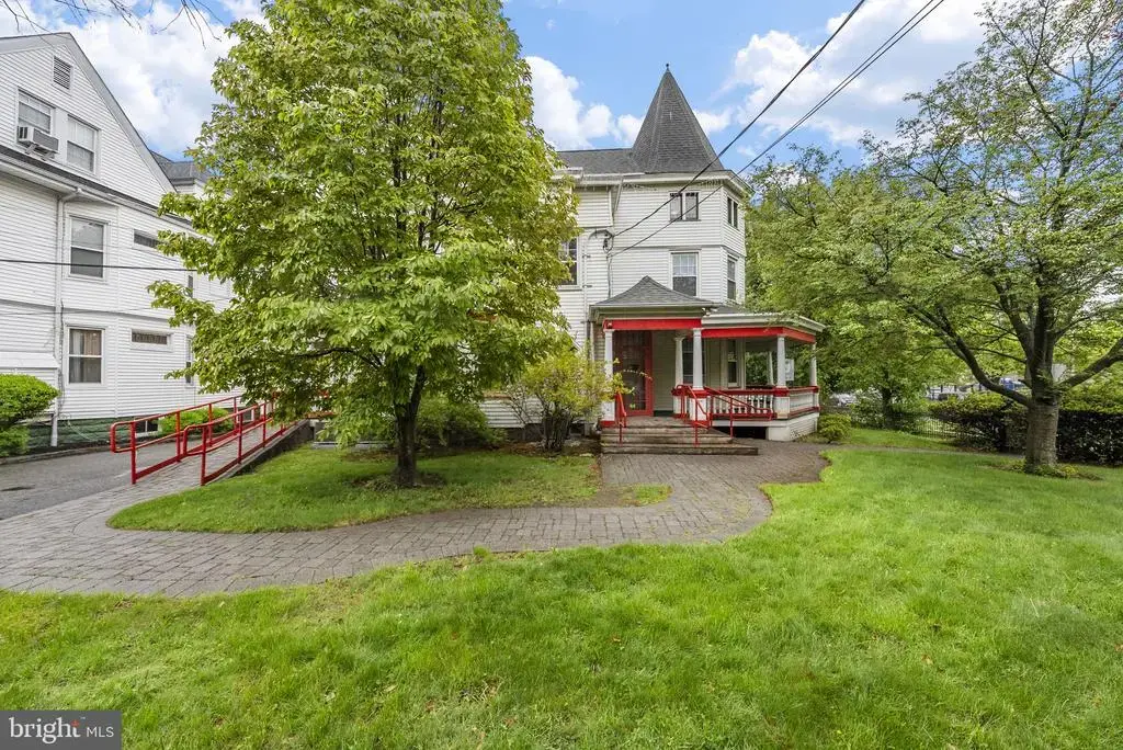 47 Park Ave, WEST ORANGE