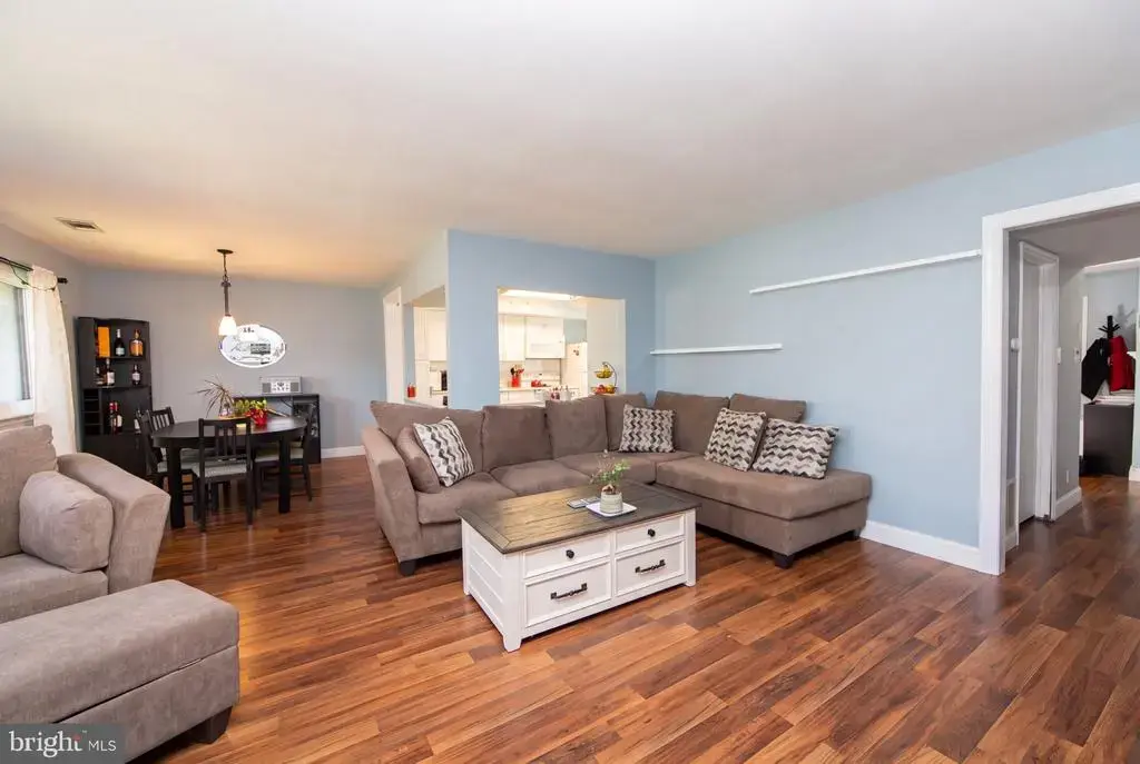 115 E Kings Hwy ##310, MAPLE SHADE