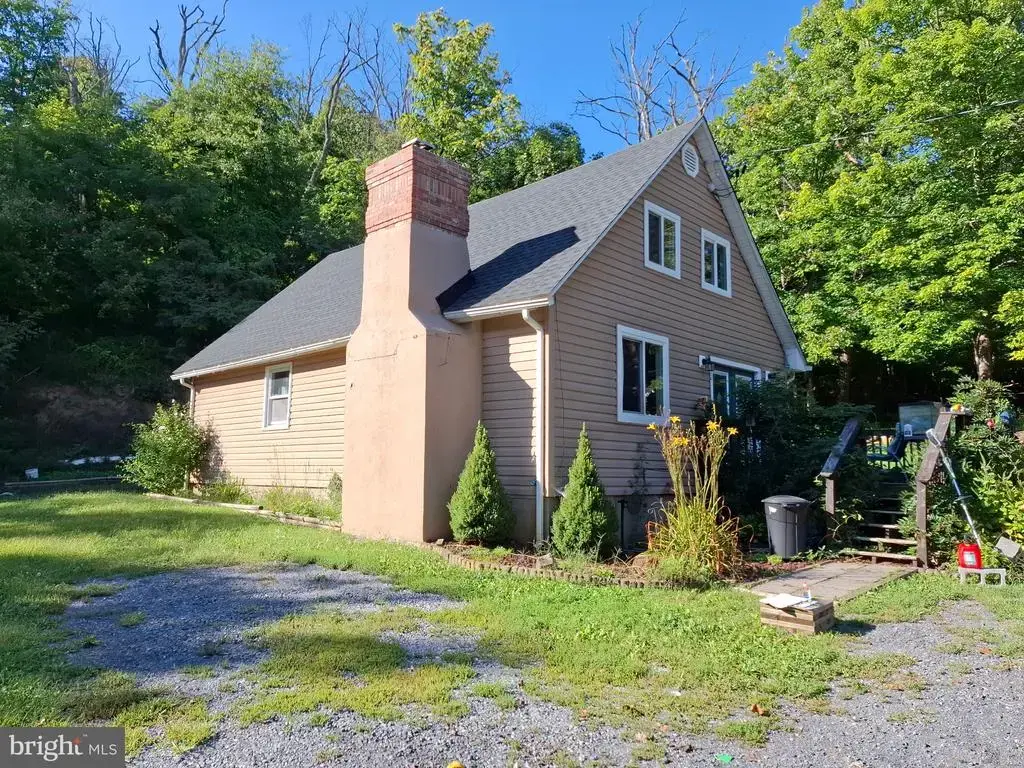 132 Dogwood Trl, WINCHESTER