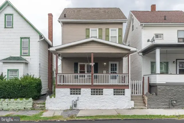 1310 1st, Altoona