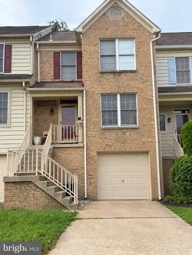 7842 Blue Gray Cir, Manassas