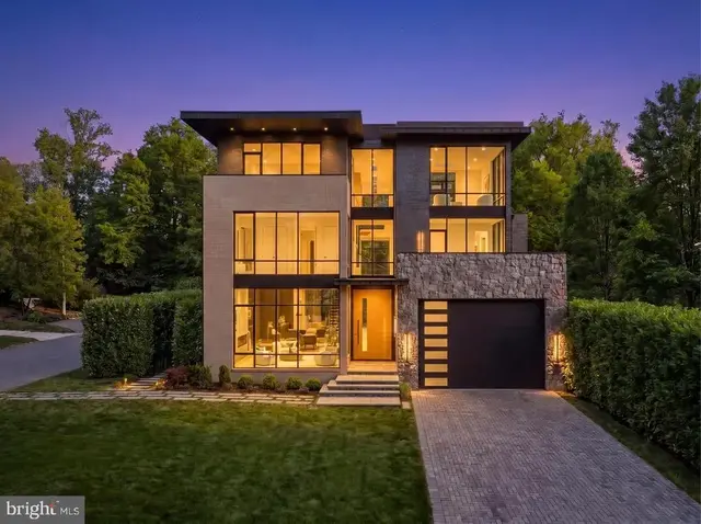 2717 Tennyson St Nw, Washington