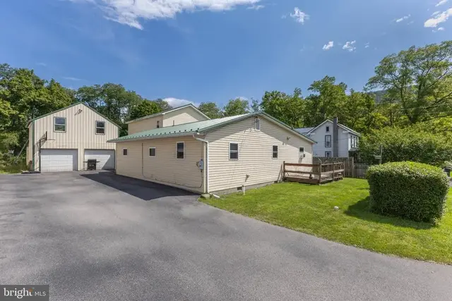 1112 Furnace St, Julian