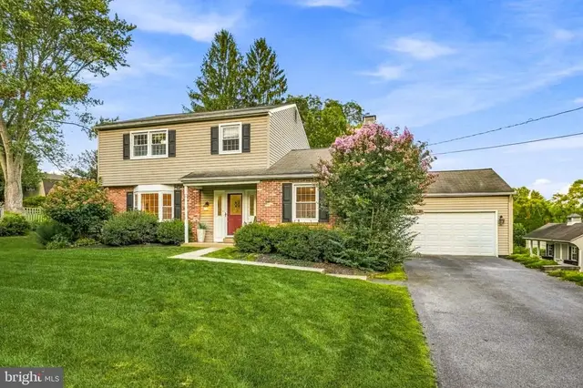 1297 Grove Rd, West Chester
