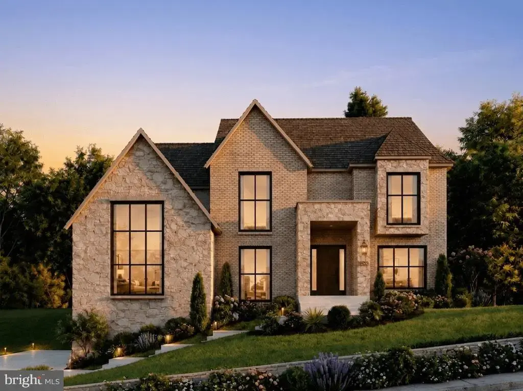 1471 Waggaman Cir, MCLEAN