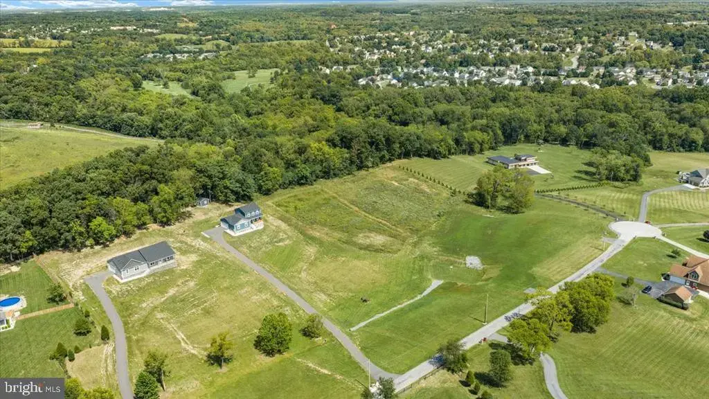 Slonaker Ln, MARTINSBURG