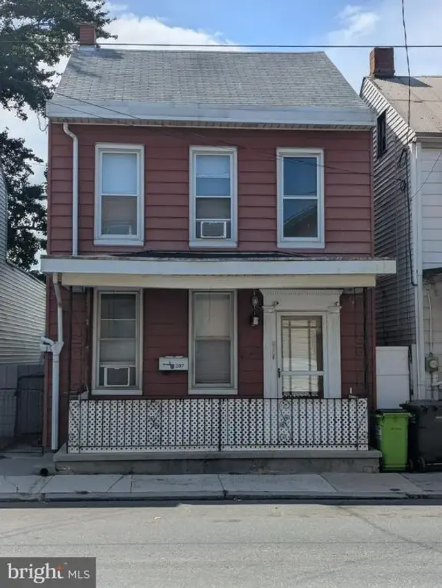 207 N 12th St, Lebanon