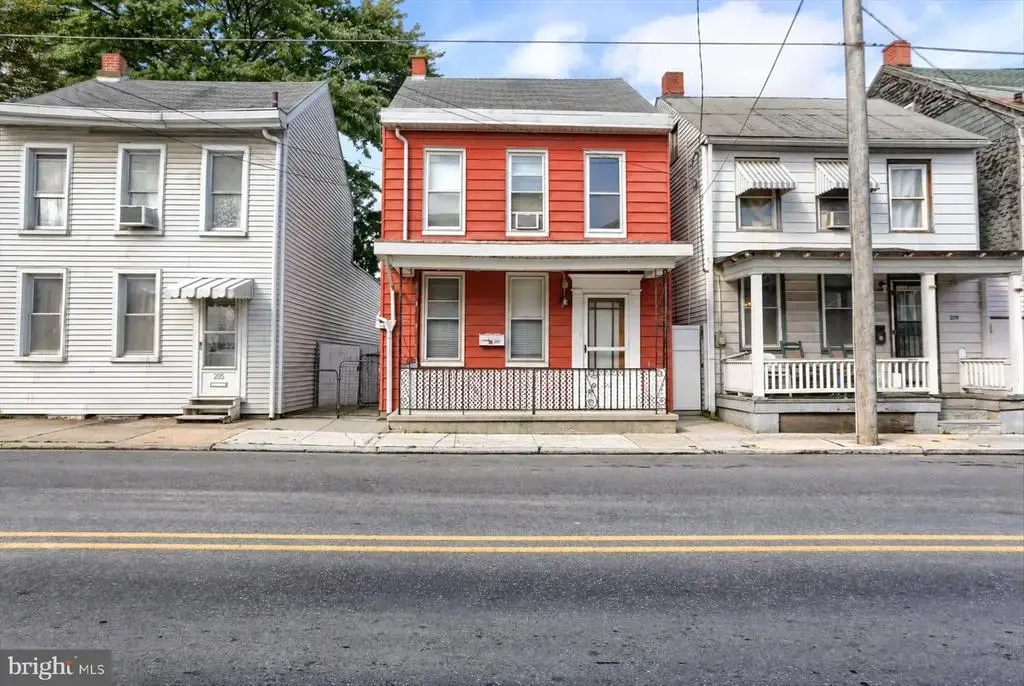 207 N 12th St, LEBANON