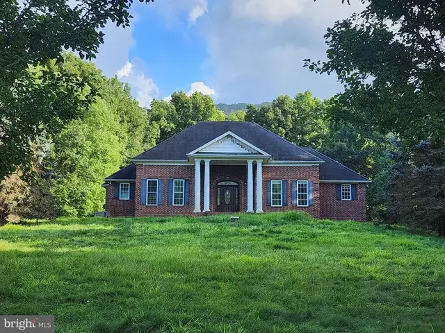 125 Meadowbrook Ln, Pounding Mill
