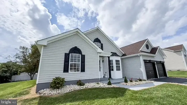 402 Park Ave, New Castle