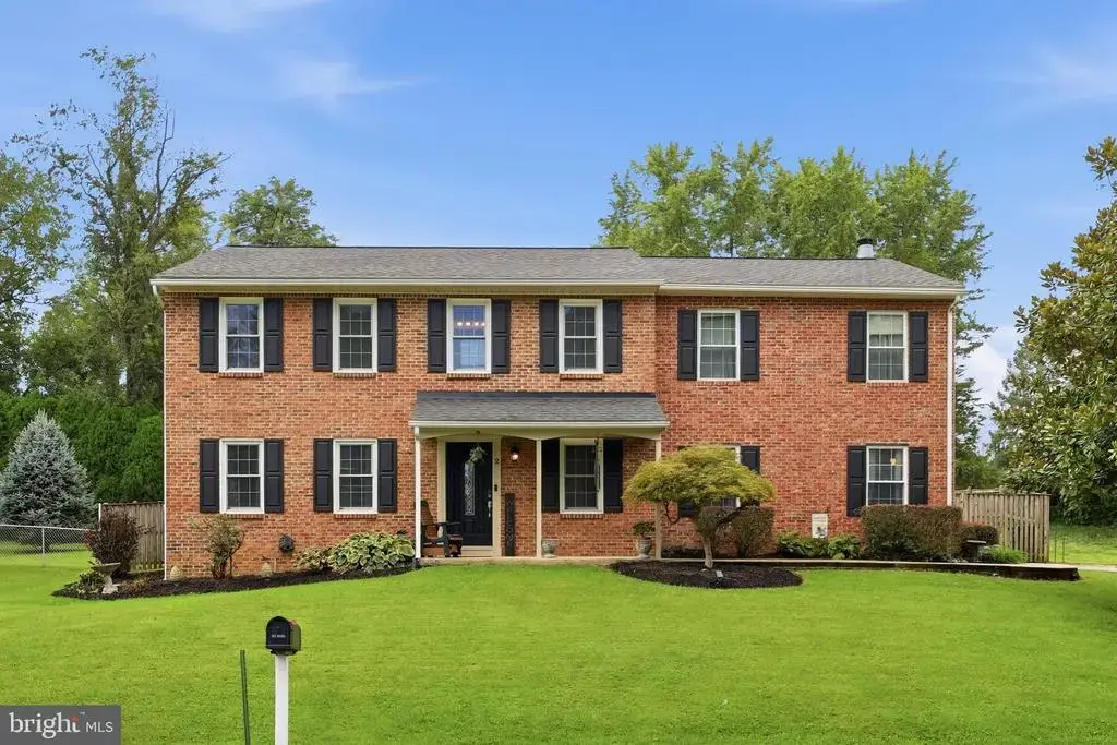 2 Sweet Briar Ln, HAGERSTOWN