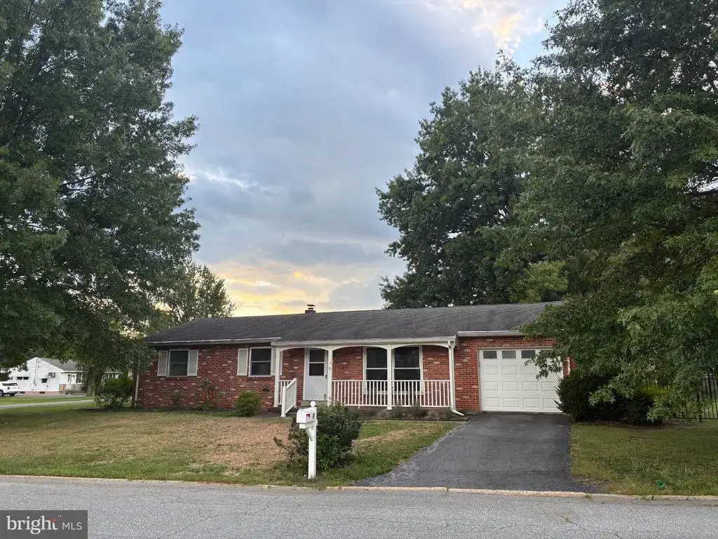 1 Mountain View Dr, ENOLA