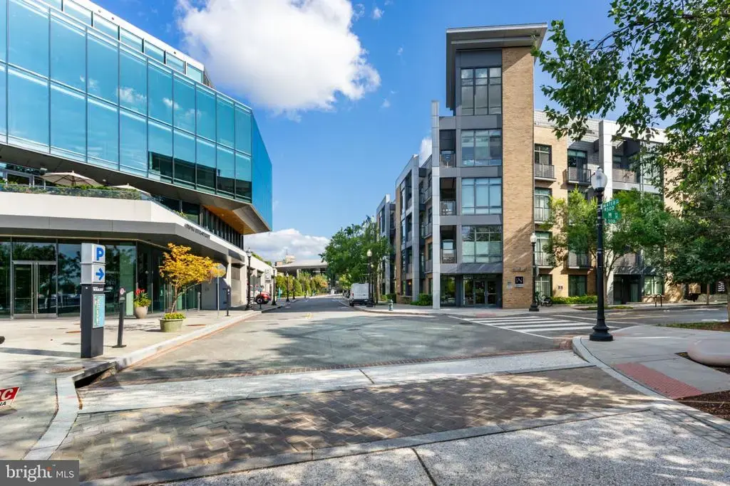 525 Water St Sw #101, WASHINGTON