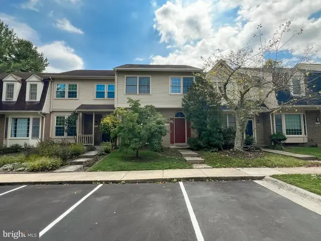 1951 Hickory Hill Ln, Silver Spring